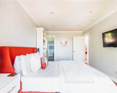 21793 Planewood Drive - Photo Thumbnail 33