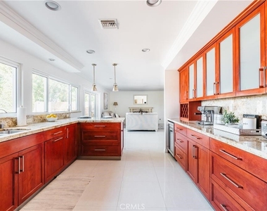 21793 Planewood Drive - Photo Thumbnail 8