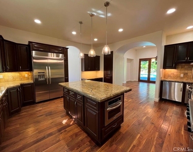 5645 Manton - Photo Thumbnail 7