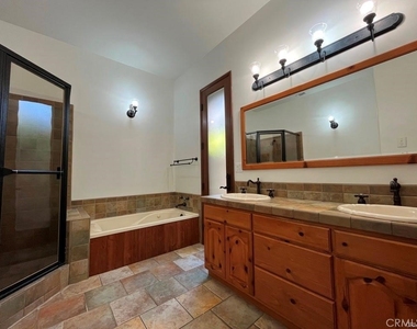 5645 Manton - Photo Thumbnail 13