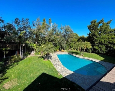 5645 Manton - Photo Thumbnail 26