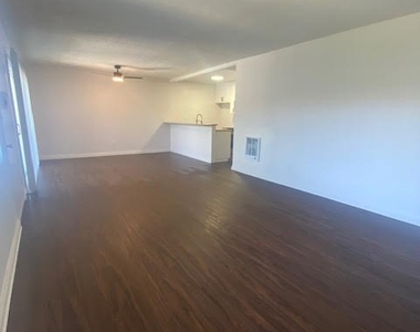 3656 Garnet Street - Photo Thumbnail 5