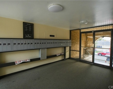 4015 W 137th Street - Photo Thumbnail 1