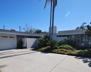 3292 Kenilworth Drive - Photo Thumbnail 13