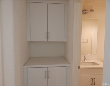 9046 Garvey - Photo Thumbnail 19
