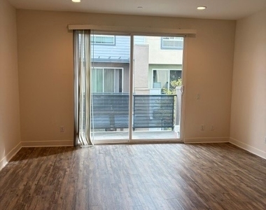 9046 Garvey - Photo Thumbnail 8