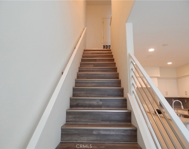 9046 Garvey - Photo Thumbnail 18