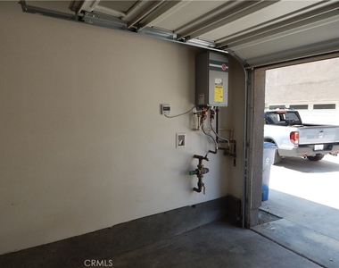 9046 Garvey - Photo Thumbnail 14