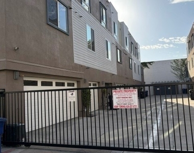 9046 Garvey - Photo Thumbnail 20