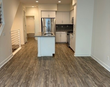 9046 Garvey - Photo Thumbnail 7
