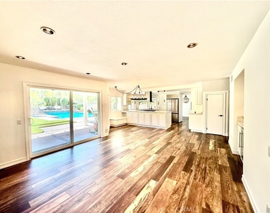 6754 E Leafwood - Photo Thumbnail 10