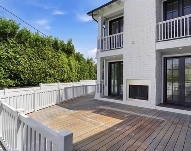 7214 Mccool Avenue - Photo Thumbnail 8