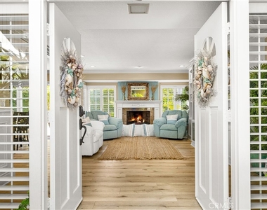 9442 Tiki Circle - Photo Thumbnail 12