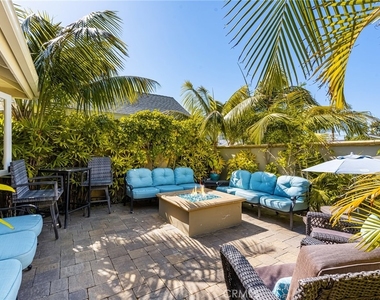 9442 Tiki Circle - Photo Thumbnail 23