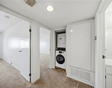 2501 S El Camino Real - Photo Thumbnail 9