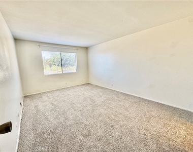 2501 S El Camino Real - Photo Thumbnail 14