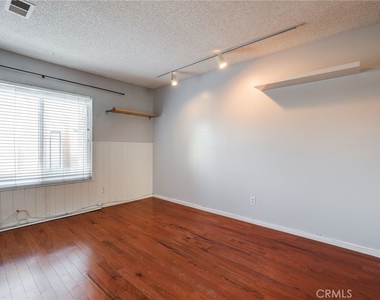 10793 Onyx Court - Photo Thumbnail 10