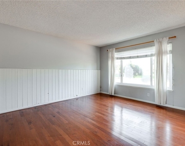10793 Onyx Court - Photo Thumbnail 12