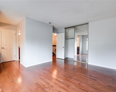 10793 Onyx Court - Photo Thumbnail 13