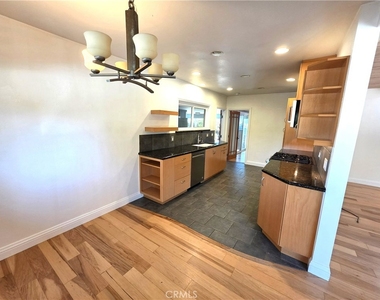 1150 E 36th Street - Photo Thumbnail 8