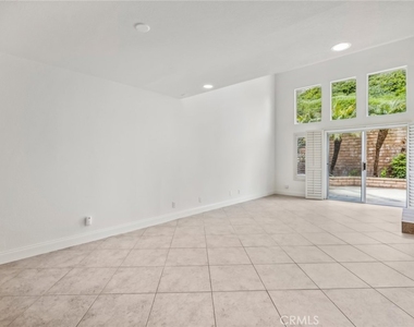 29441 Port Royal Way - Photo Thumbnail 2