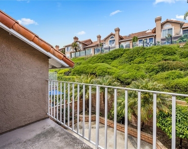 29441 Port Royal Way - Photo Thumbnail 15