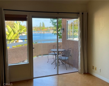 22814 Sailwind Way - Photo Thumbnail 12