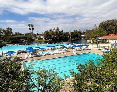 22814 Sailwind Way - Photo Thumbnail 24