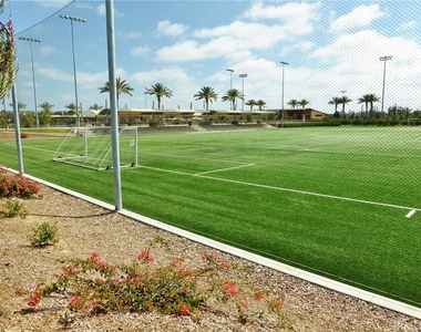 22814 Sailwind Way - Photo Thumbnail 34