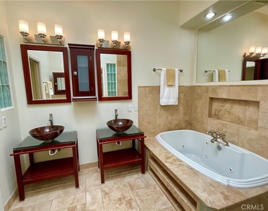 22814 Sailwind Way - Photo Thumbnail 13
