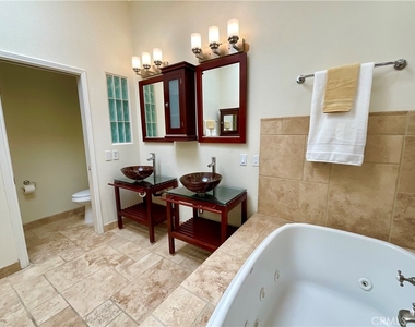 22814 Sailwind Way - Photo Thumbnail 16