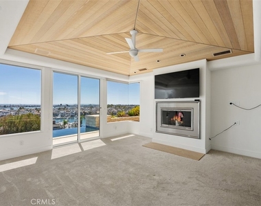 1535 Dolphin Terrace - Photo Thumbnail 11