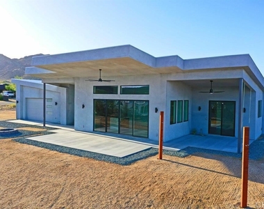 4853 Avenida Del Sol - Photo Thumbnail 3