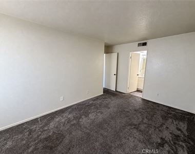 32505 Candlewood - Photo Thumbnail 5