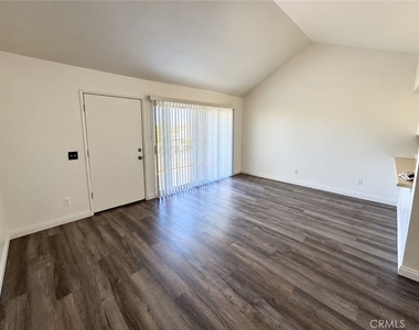 32505 Candlewood - Photo Thumbnail 3