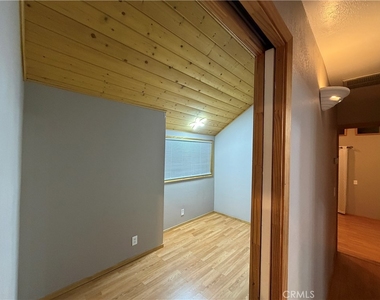 23348 S Village Lane - Photo Thumbnail 7