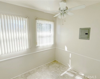 4123 Ocean View Blvd - Photo Thumbnail 3