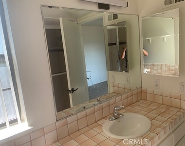 11300 Foothill - Photo Thumbnail 15