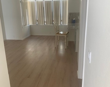11300 Foothill - Photo Thumbnail 5