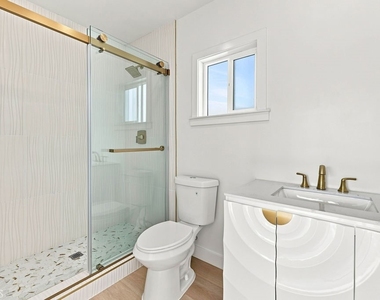 1205 Cole Avenue - Photo Thumbnail 20