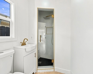 1205 Cole Avenue - Photo Thumbnail 11