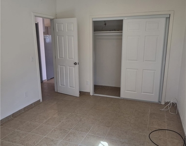 13745 Vellanto Way - Photo Thumbnail 10