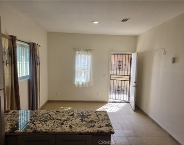 13745 Vellanto Way - Photo Thumbnail 3