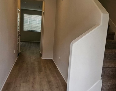1139 Tropic Court - Photo Thumbnail 17