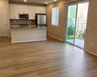 1139 Tropic Court - Photo Thumbnail 18