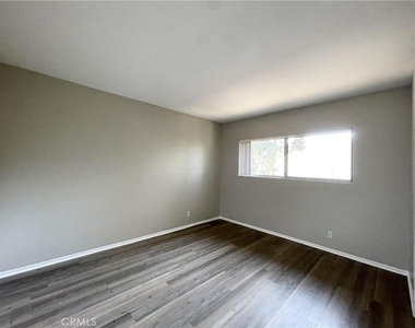 237 Grayson Way - Photo Thumbnail 13