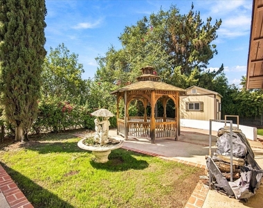 2285 N Indian Hill - Photo Thumbnail 48