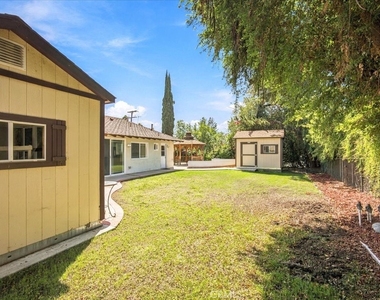 2285 N Indian Hill - Photo Thumbnail 44