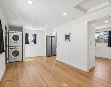 4461 Farquhar Avenue - Photo Thumbnail 7