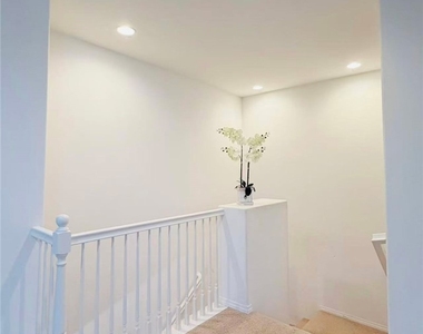18542 Krameria Avenue - Photo Thumbnail 6